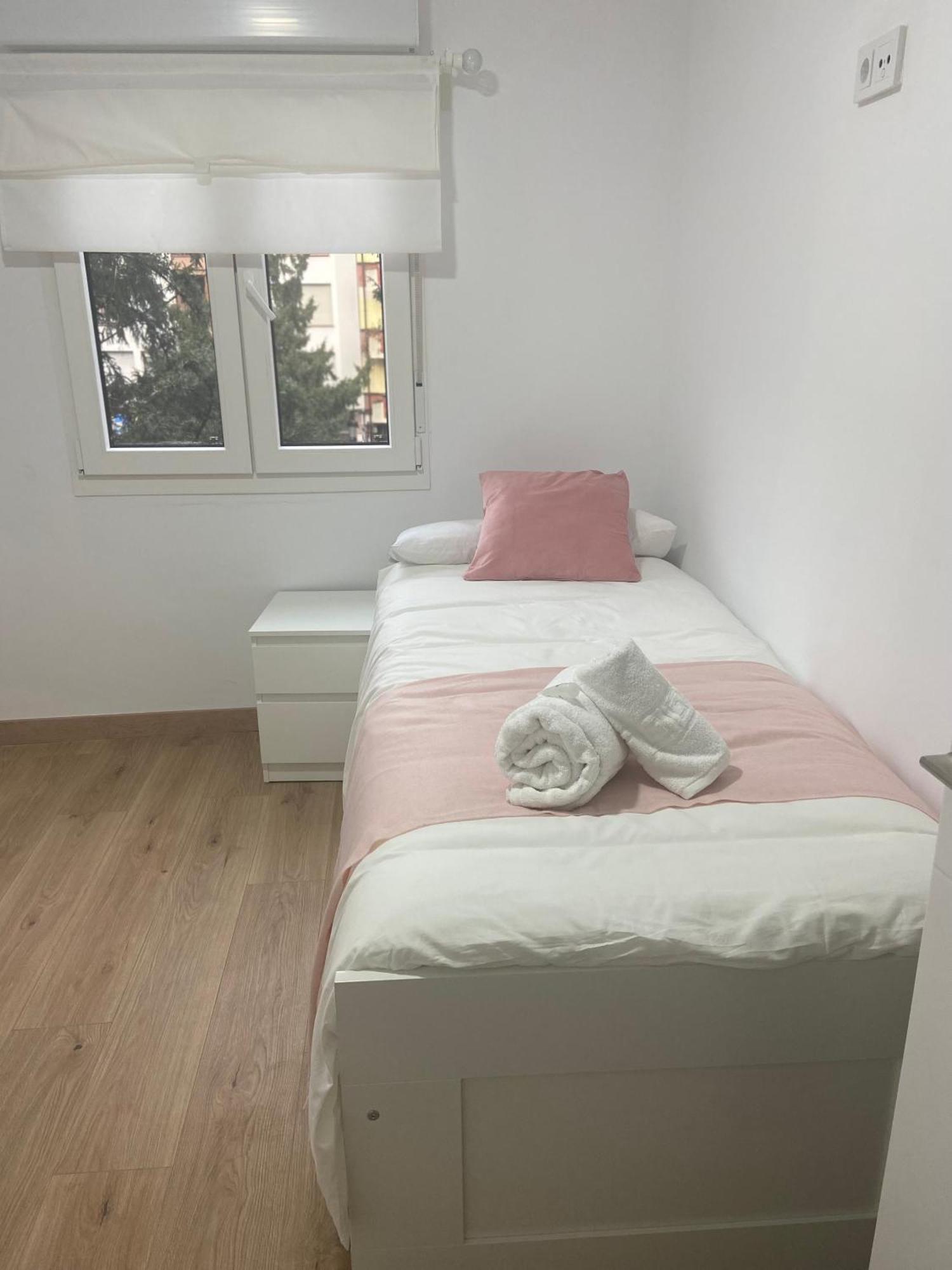 Dh Apartamento Turistico Onís Eksteriør billede
